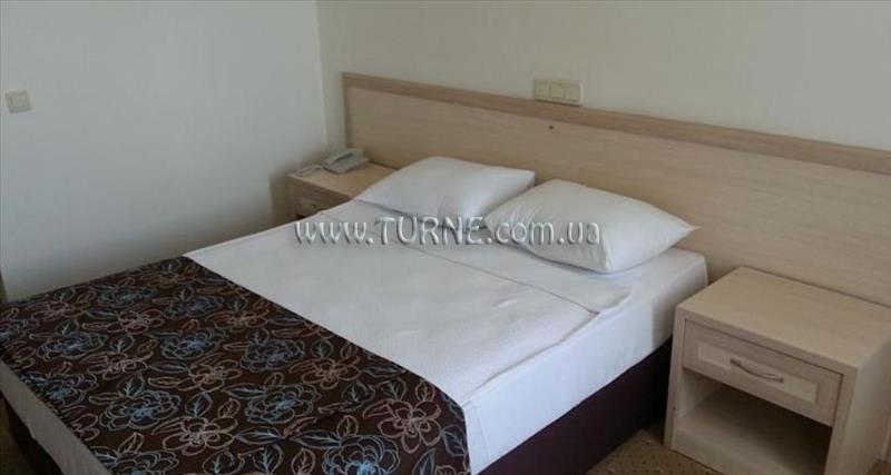 Pera Beach Hotel 3* суреті