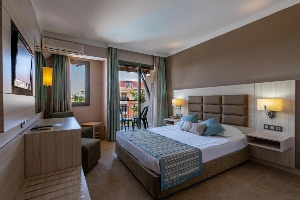 Palmeras Beach Hotel (ex. Club Insula, Club Mirador Beach) 5* суреті