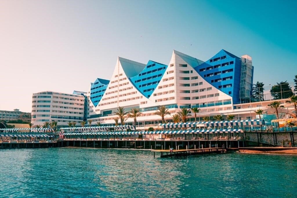 Фото Orange County Resort Hotel Alanya (ex. Vikingen Quality Resort) 5*