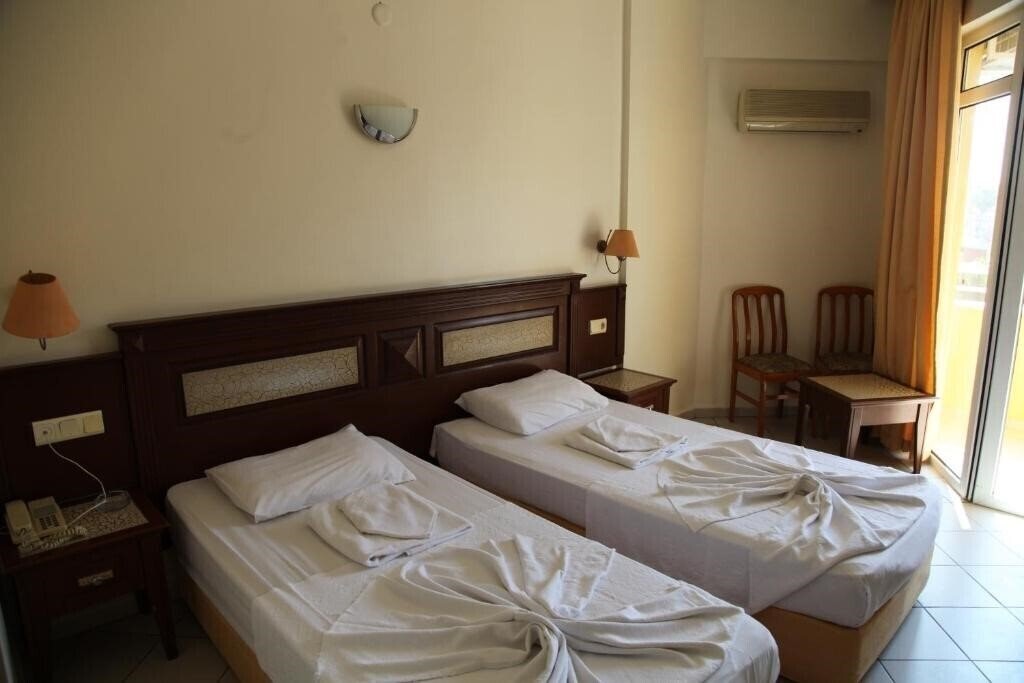 Отель Alin Hotel 3*