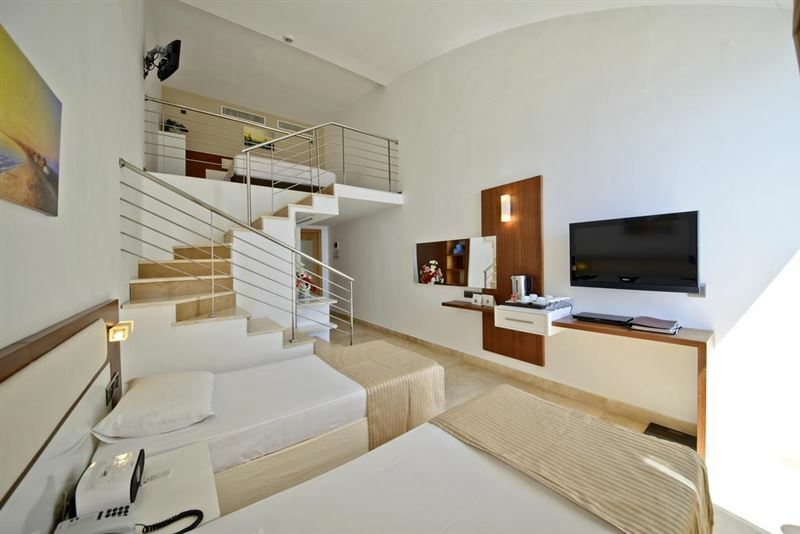 Yalihan Una 4* суреті