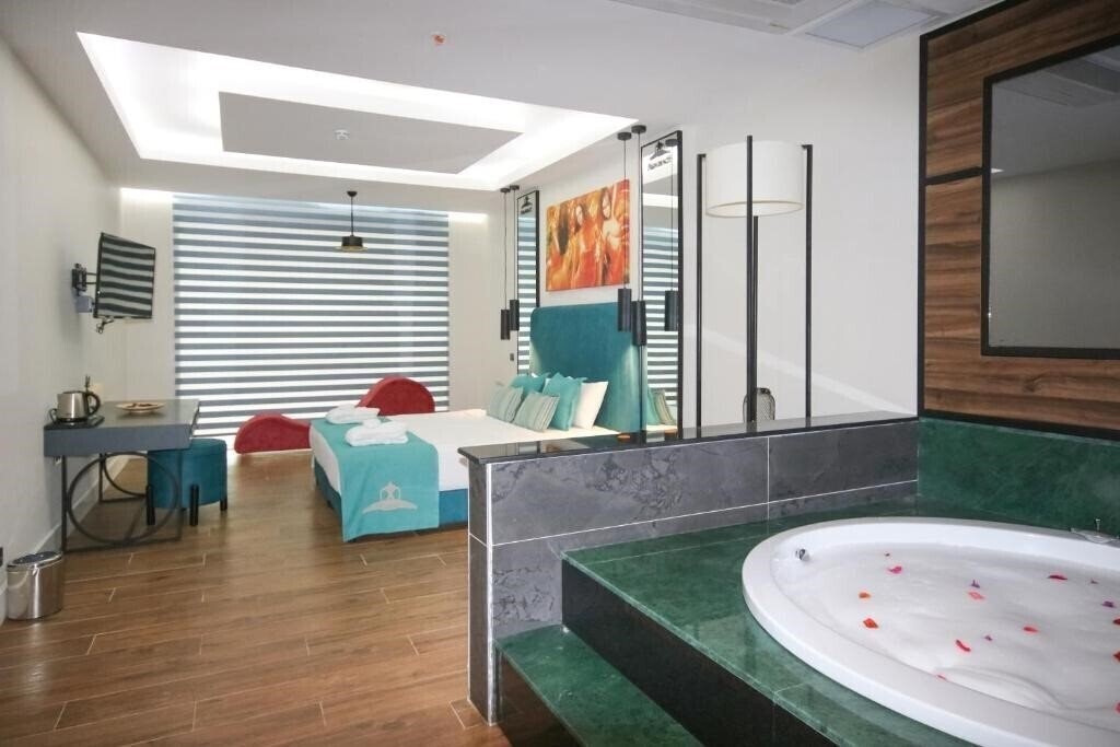 Фото Asia Beach Resort & SPA Hotel 5*