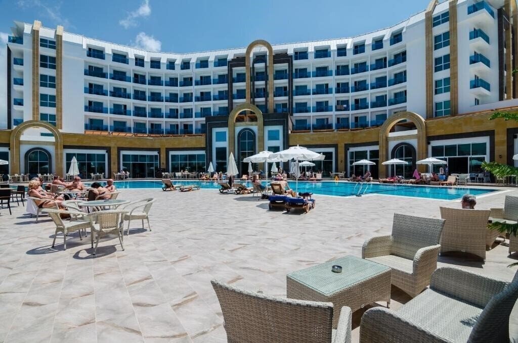 The Lumos Deluxe Resort Hotel & SPA 5* суреті