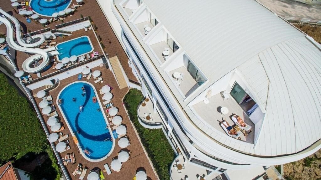 Фотография Laguna Beach Alya Resort & SPA 5*