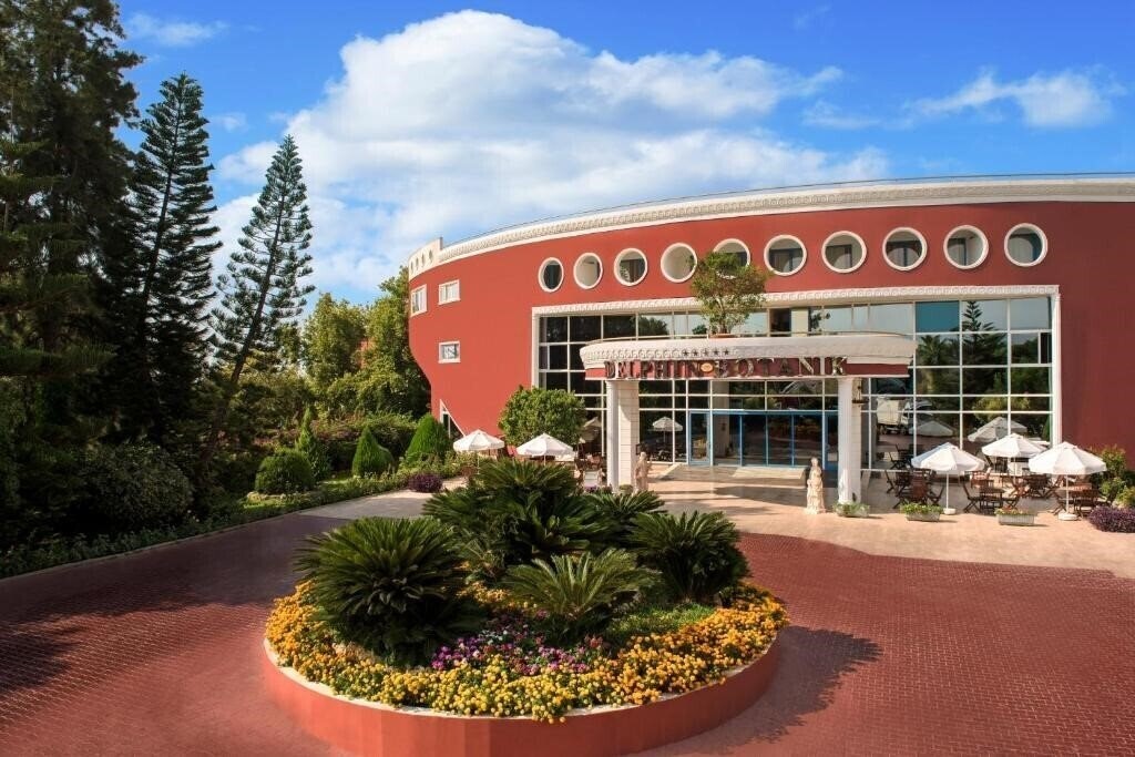 Отель Botanik Hotel & Resort 5*