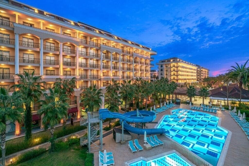 Club Sun Heaven Family & SPA 5* қонақ үйі