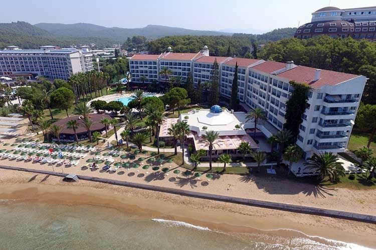 Top Hotel 4 **** 4* фотосуреті