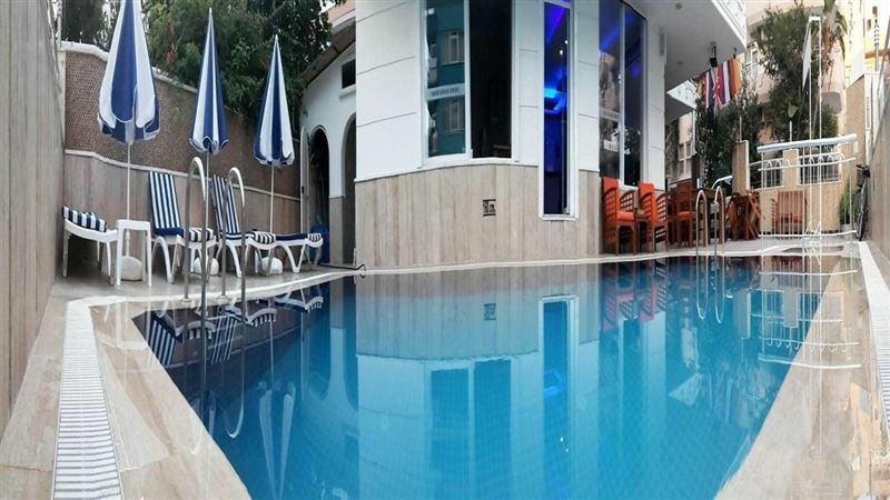 Отель North Point Hotel 3*
