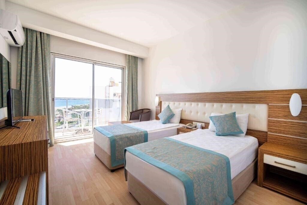 Фото Blue Diamond Alya Hotel 4*