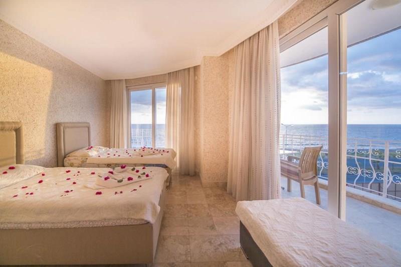 Milano Beach Family Hotel 3* фотосуреті