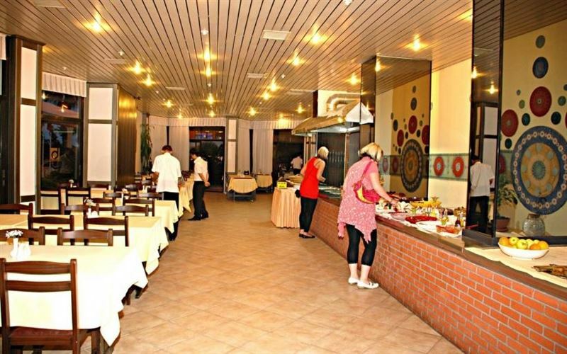 Boulevard Hotel 4* қонақ үйі