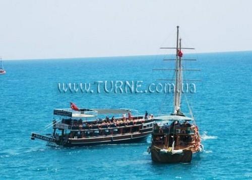 White Inn Hotel 3* қонақ үйі