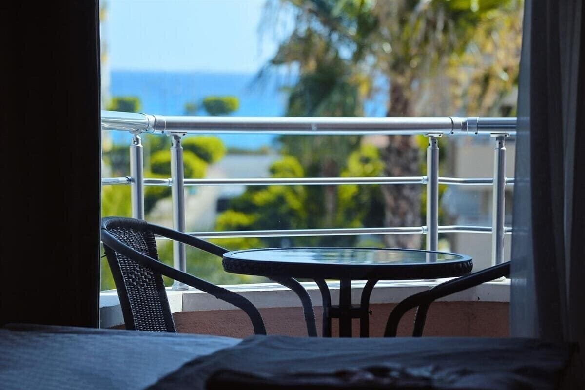 Simply Fine Alize Hotel 4* суреті