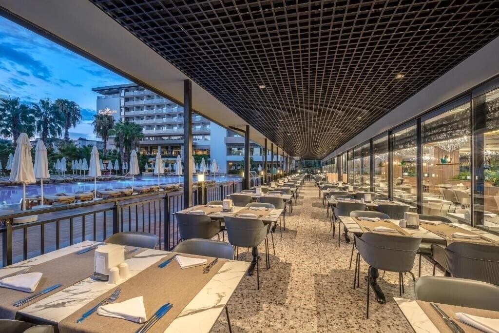 Изображение Royal Garden Beach Hotel 5*