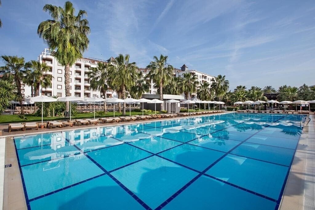 Изображение Royal Garden Beach Hotel (ex. Royal Garden Select & Suite Hotel) 5*