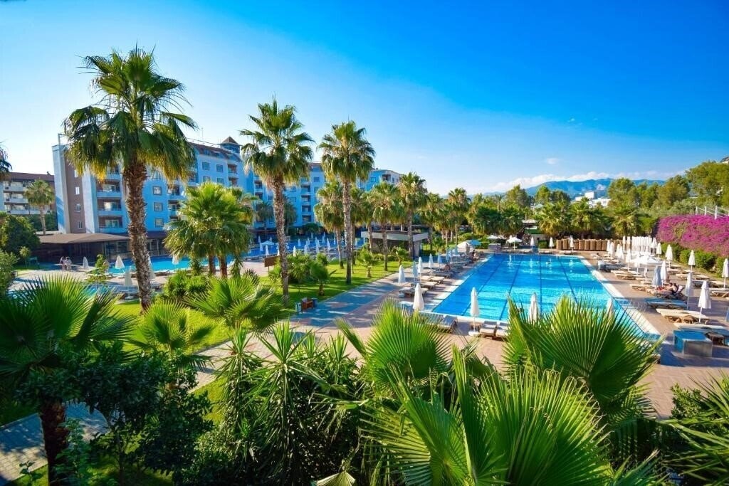 Фото Royal Garden Beach Hotel 5*