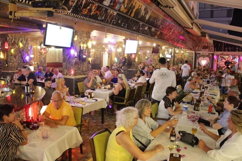 Mitos App & Hotel 3* суреті