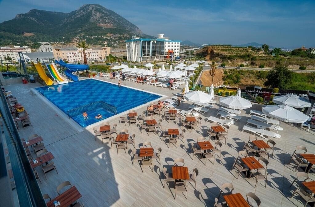 Фото Campus Hill Hotel 5*