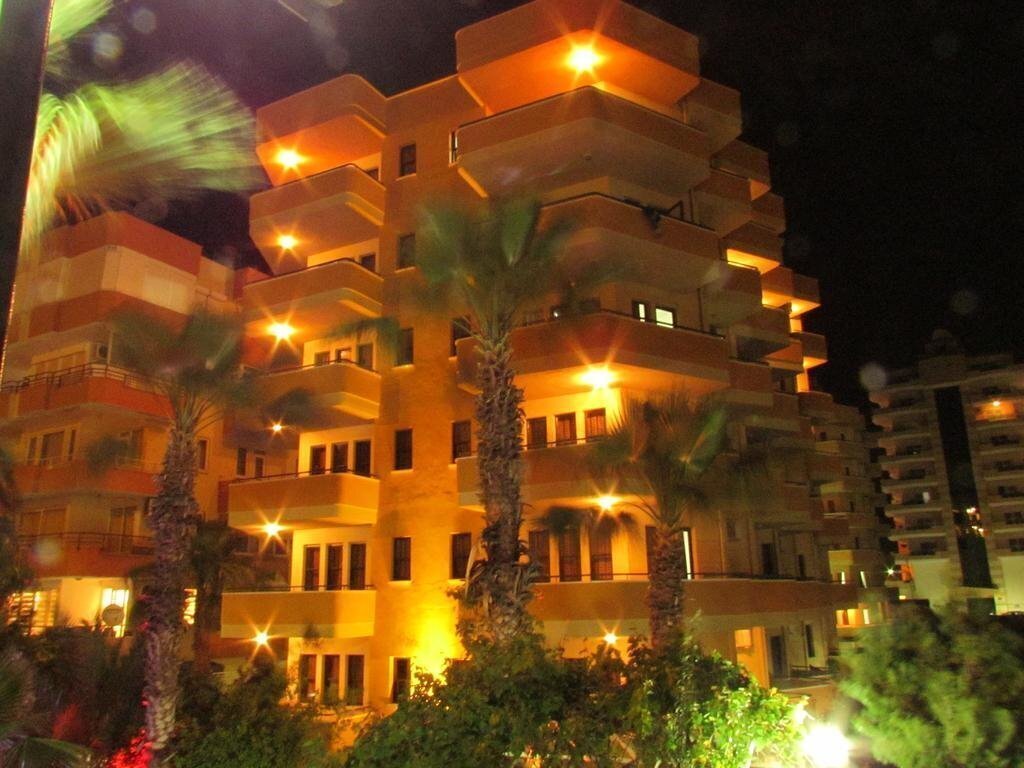 Фото Gold Twins Beach Family Hotel 3*
