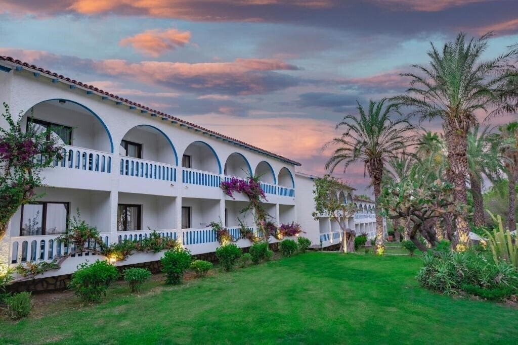 Utopia Beach Club (ex. Alara) 5* фотосуреті