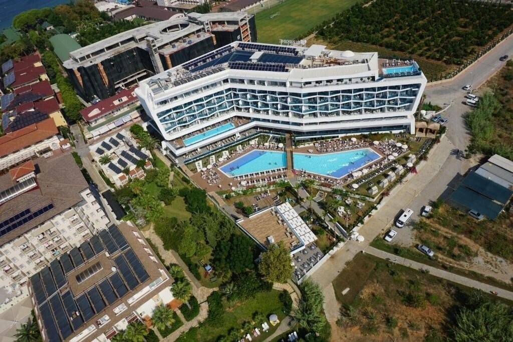 Selene Beach & SPA 5* суреті