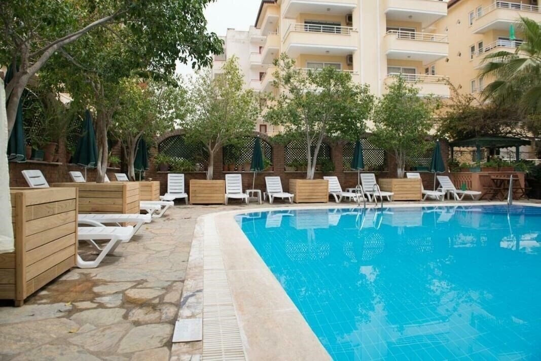 Фото Anik Hotel 3*