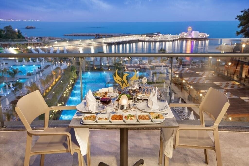 Mylome Luxury Hotel & Resort 5* суреті