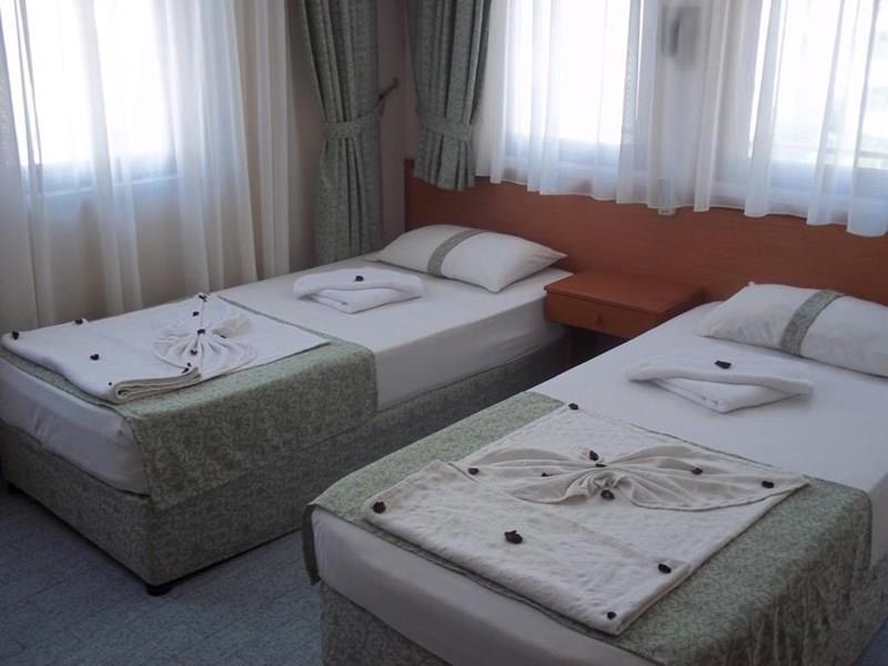 Kleopatra Alis (ex. Kleopatra West) 3* фотосуреті