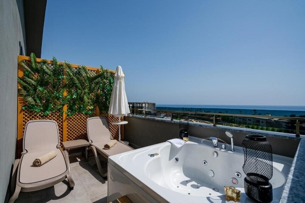 Фотография Green Garden Resort & SPA Hotel (ex. Green Garden Resort Hotel, Green Garden Beach, Green Garden Resort, Green Garden Hotel) 5*