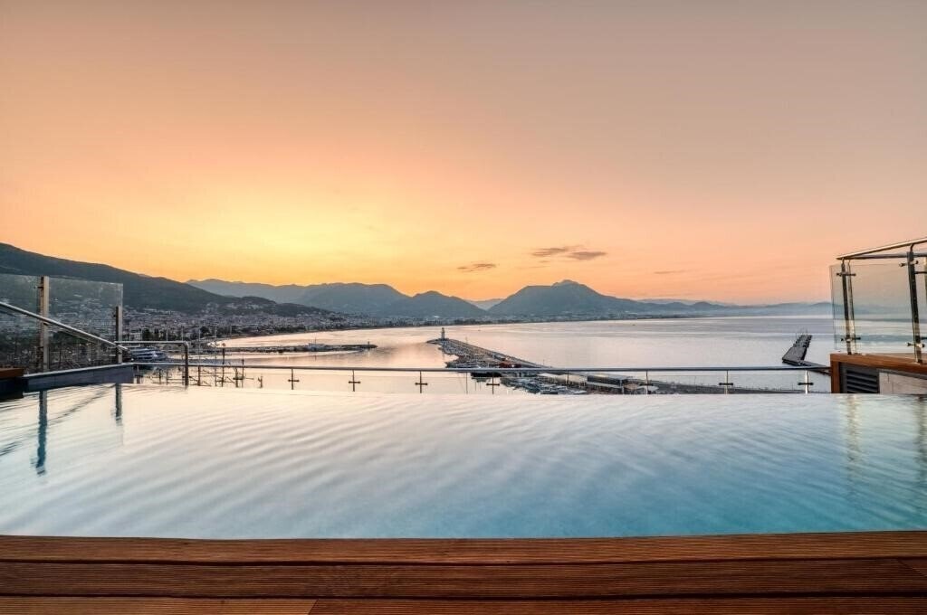 Картинка Numa Port Hotel 4*