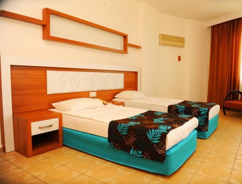 Club Hotel Ulaslar 4* суреті