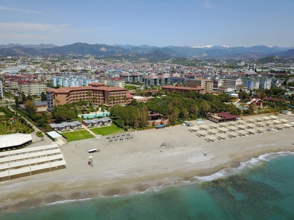 Отель Club Turtas Beach Hotel 4*