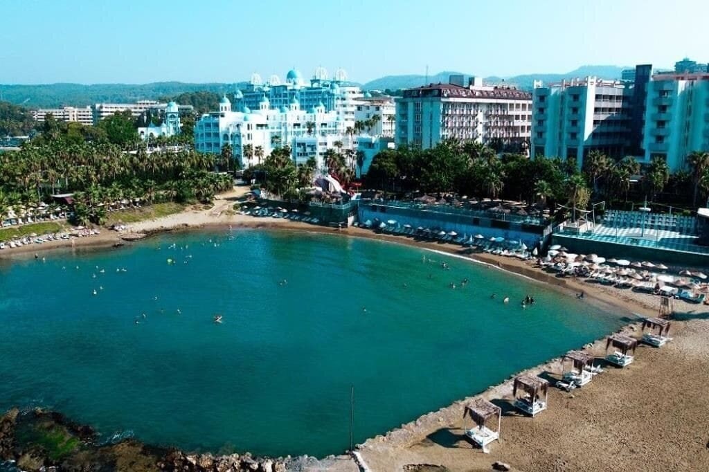Pyxis Point Hotel 4* суреті