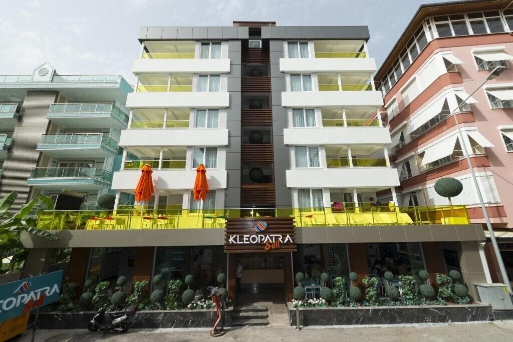 Отель Kleopatra Suit Hotel 3*