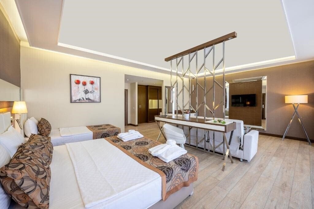 My Home Resort Hotel 5* қонақ үйі
