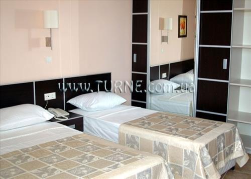 Отель Lioness 4*