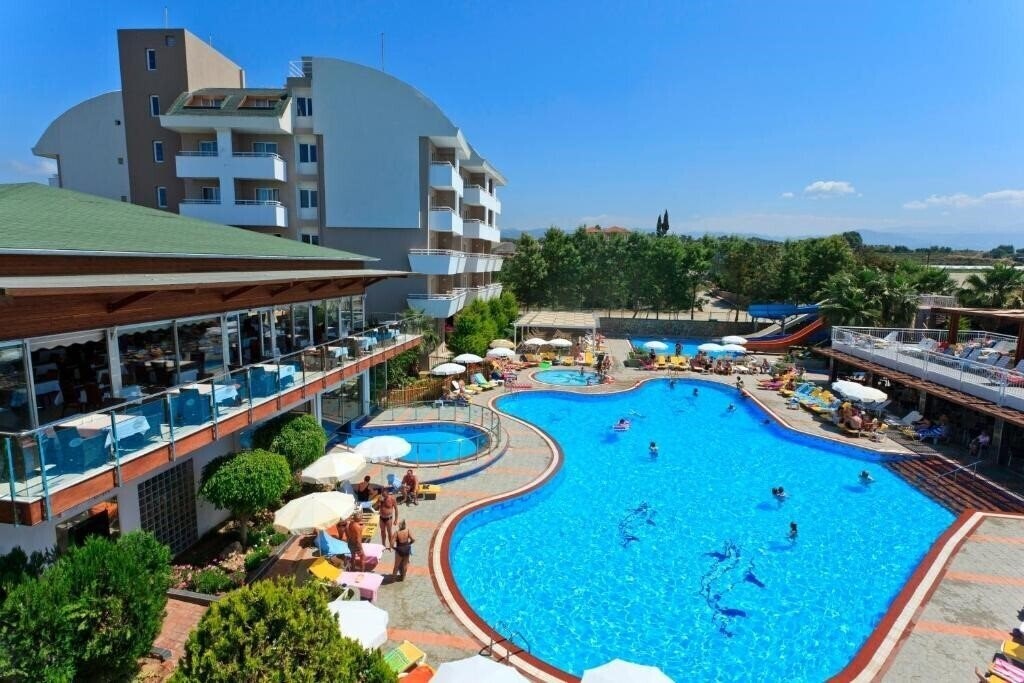 Club Mermaid Village 4* қонақ үйі