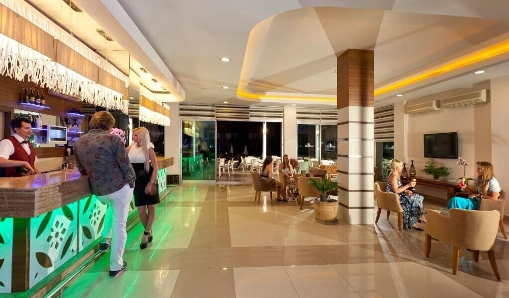 Club Mermaid Village 4* суреті