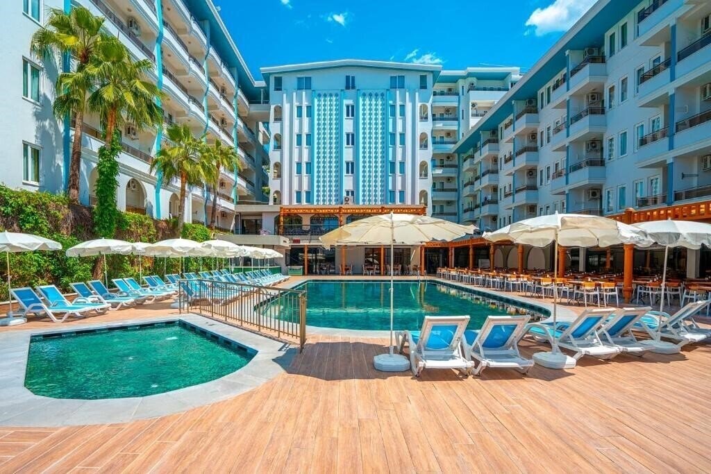Фото Blue Star Hotel 4*