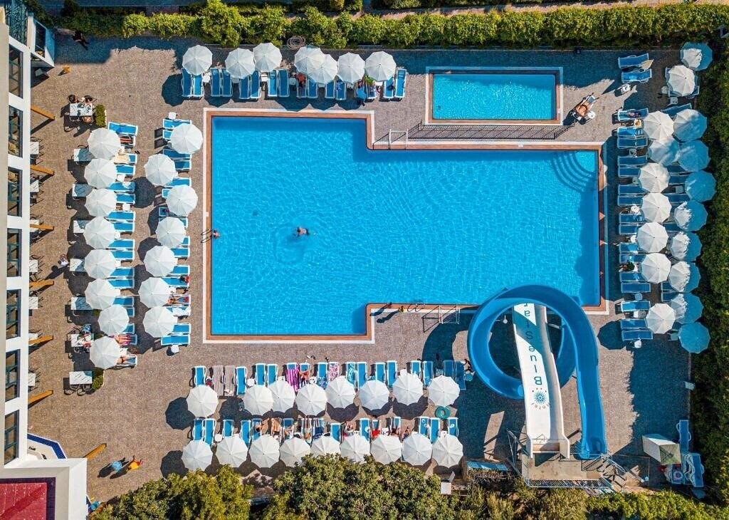Blue Star Hotel 4* суреті