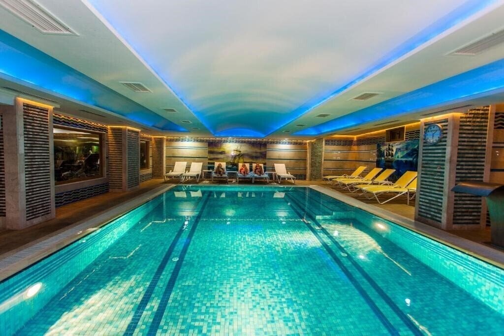 White Gold Hotel & Spa 5* суреті