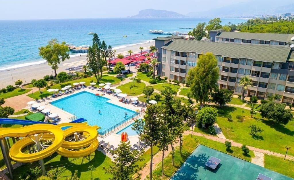 Отель Senza Sunset Beach Hotel 4*
