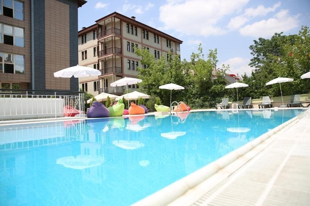 King Hotel (ex. King Hotel Guvenlik) 3* суреті