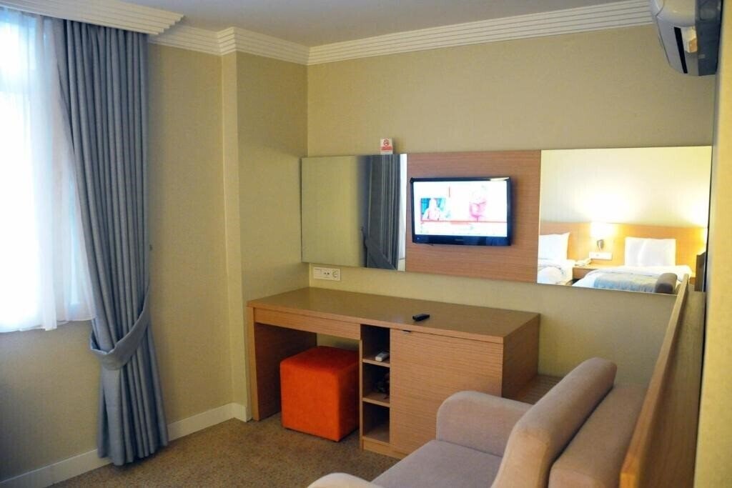 Sahinbey Hotel 2* суреті