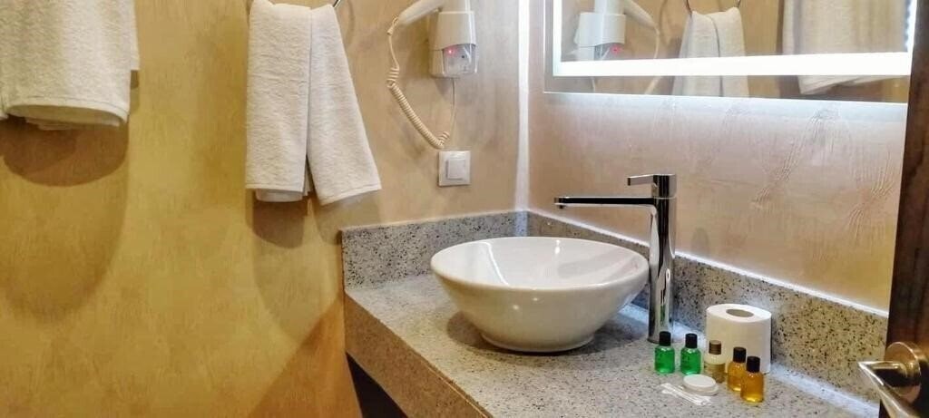 Koza Millenyum Hotel & SPA (ex. Millennium Hotel SPA) 4* суреті