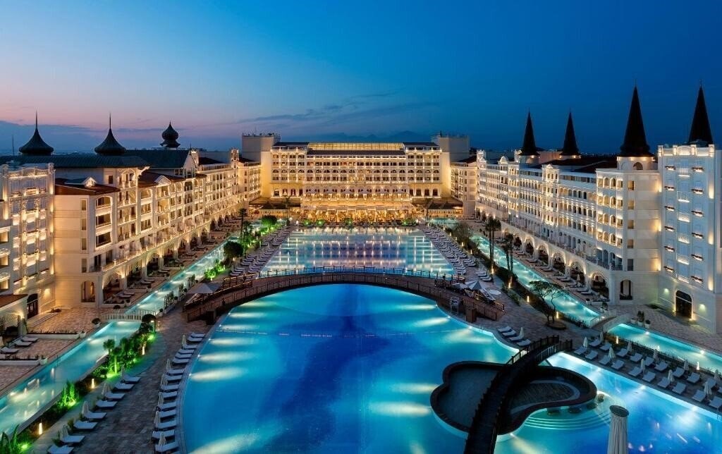 Отель Titanic Mardan Palace 5*