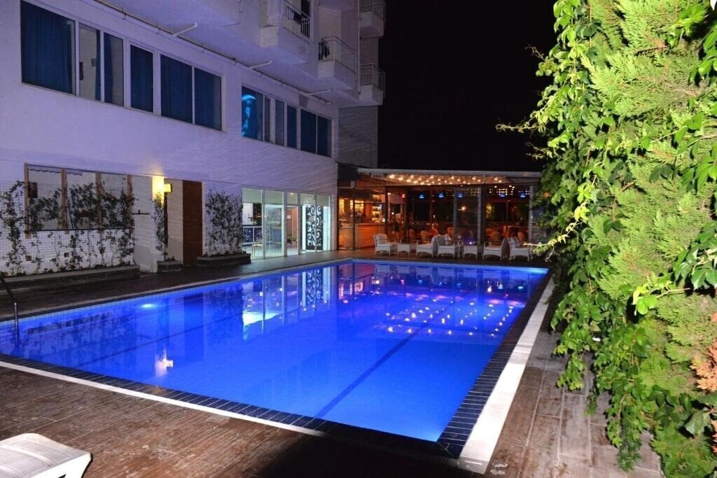 Kristal Beach Hotel Antalya 3* суреті