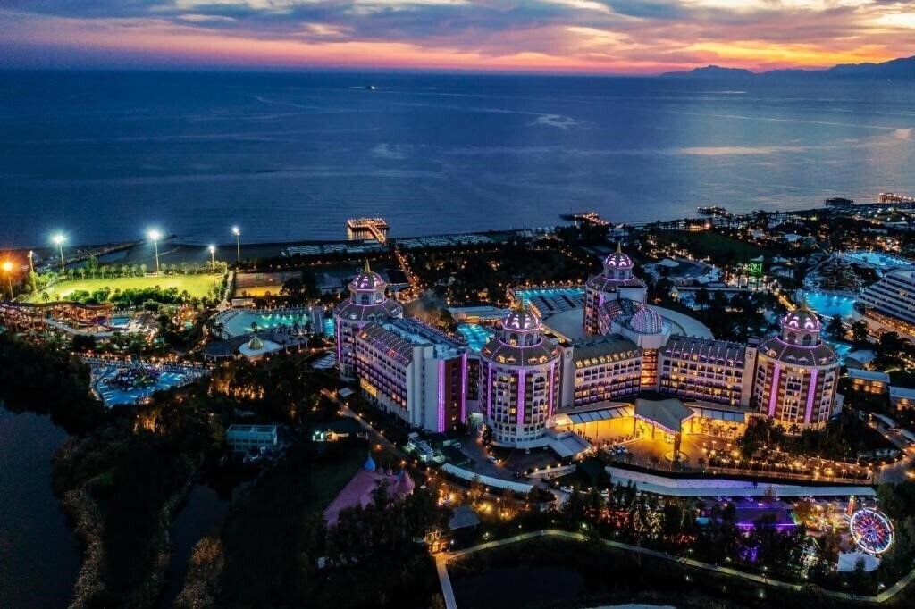 Delphin Be Grand Resort (ex. Delphin Botanik Exclusive Resort Lara) 5* суреті