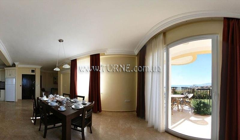 Фото Golden Luxury Apartments & Villas 5*