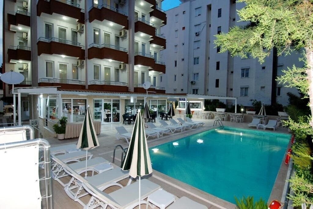 Lara Diamond Hotel 3* суреті